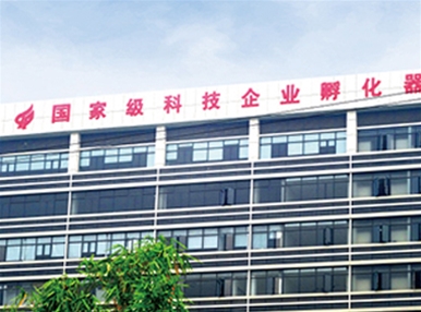 崇尚科技，崇尚创新，崇尚原创<br />更喜欢有一群崇尚科技与创新的人聚一起